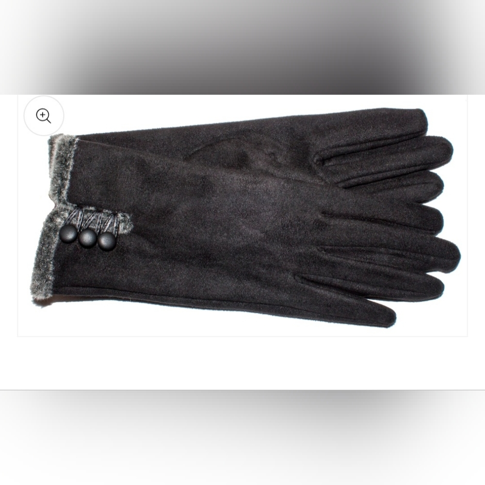 NWT Gloves International Faux Fur Gloves